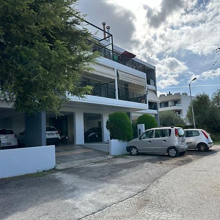 Δωματιο Με Ησυχία Και Θέα Patras Exterior foto